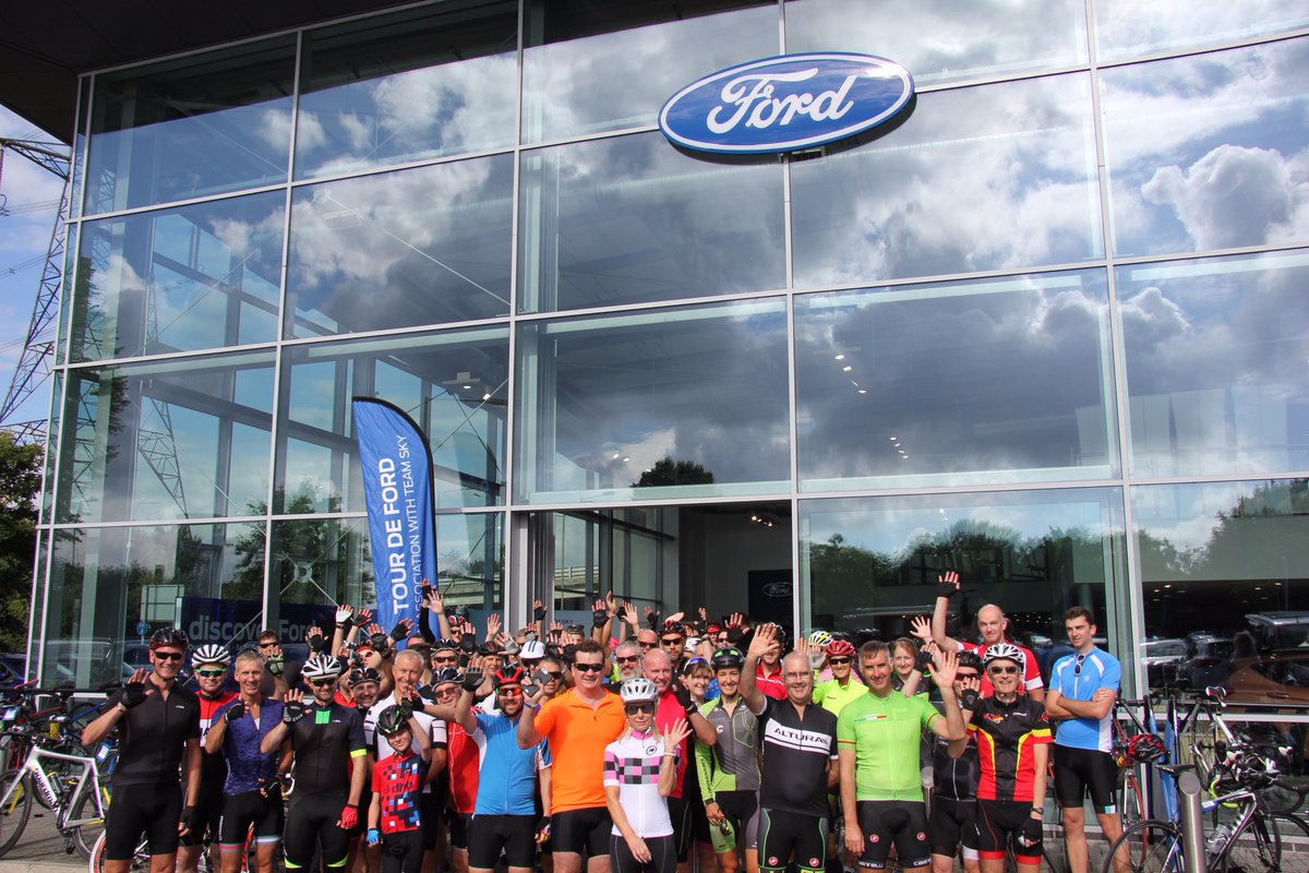 HendyGroup's tweet photo. We had a fantastic time at our #TourDeFord ride out in Eastleigh on #Saturday!
Did you join in and meet @DaniKing1, too? #TeamHendy https://t.co/DE8IWTuiaR