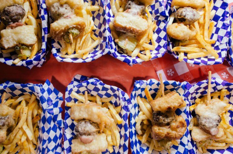 DFWNightsOut's tweet photo. Texas State Fair
3921 Martin Luther King Jr Blvd, Dallas, TX 75210
Rate⭐️⭐️⭐️⭐️⭐️
Opens 29th of September so start planning your visit #MUST https://t.co/nASgsliCuq