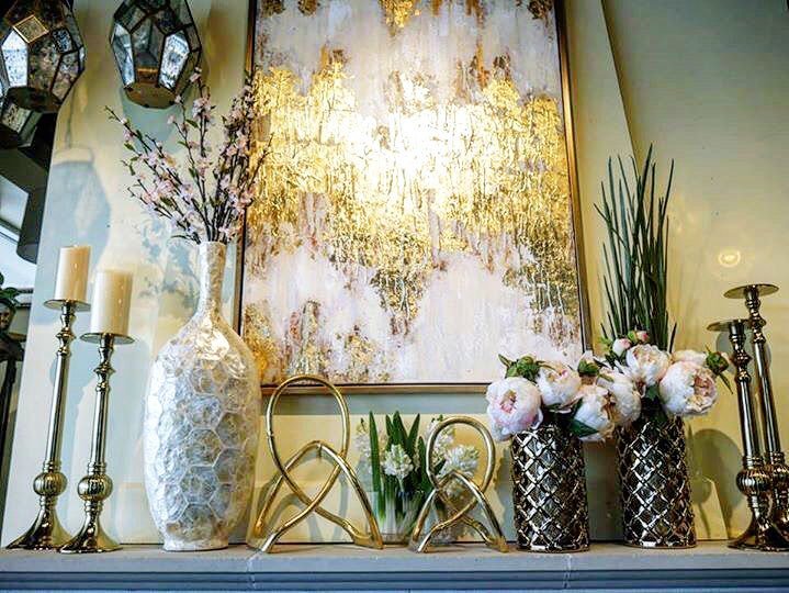 McNamaraFlorist's tweet photo. Feelin' pretty in pink this week! #mcnamaraflorist #homedecor #mantledecor #mantlegoals #shoplocal #localindy https://t.co/ptivDRokUq https://t.co/oe1ddHmGyn