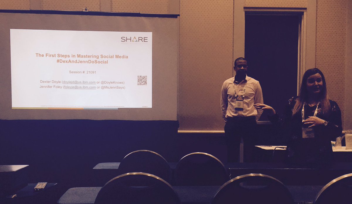 dmdavis_15's tweet photo. Amazing Session!! #DexAndJennnDoSocial #Sharepvd #ShareProvidence2017 https://t.co/EykrEPdLs8