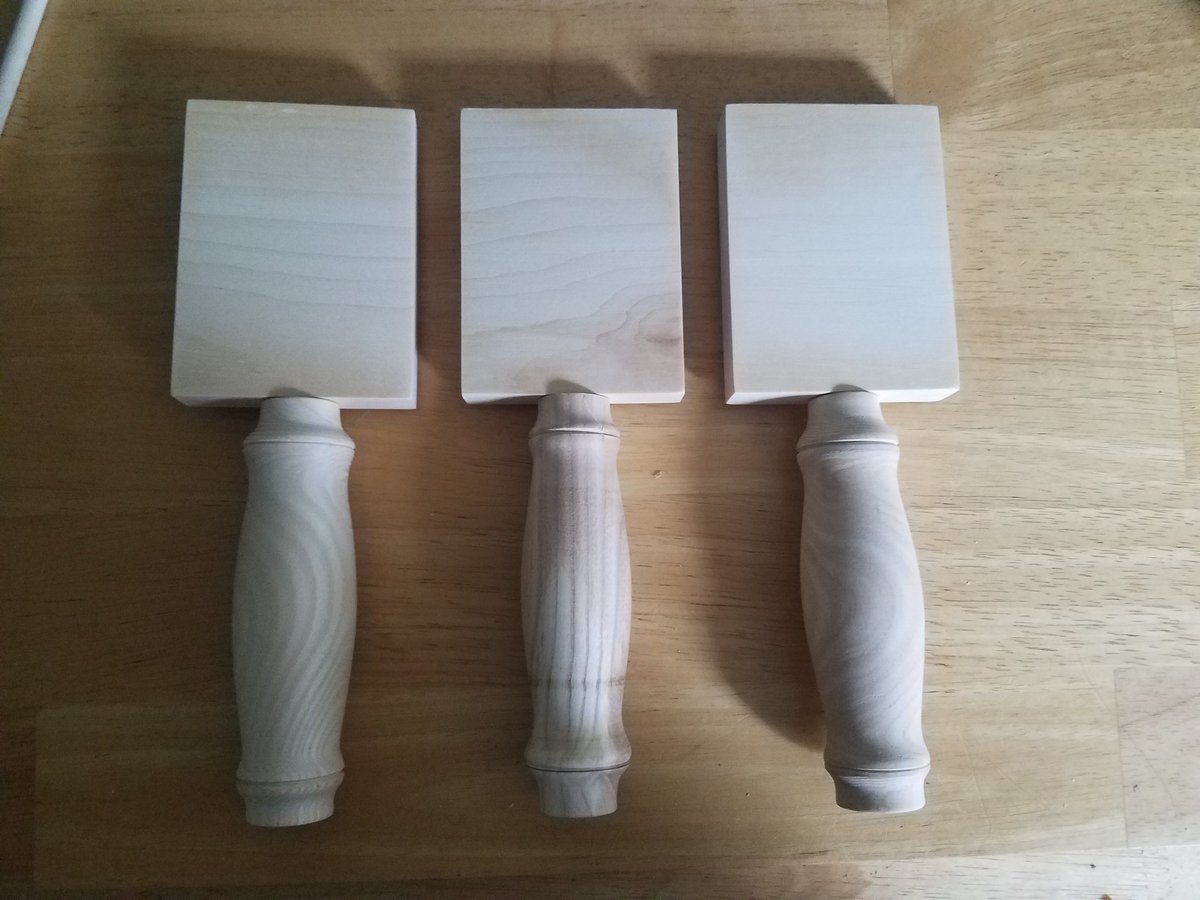 EdsBeerTaps's tweet photo. #beertaphandles in the making! #edsbeertap #lablancebeertaphandles #handmade https://t.co/QOzpTgIlk9