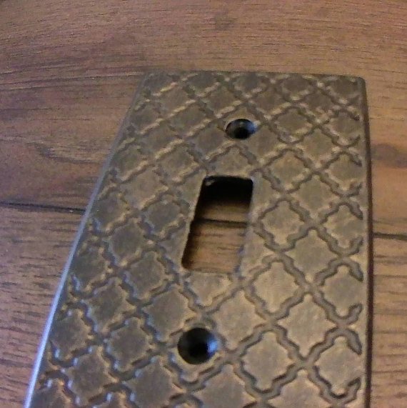LyonFurnishings's tweet photo. $14.95 w/ FREE SHIPPING
https://t.co/UoXnl4DsDj
#switchplate #lighting #wall #walldecor #homedecor #decor #tuscan #moroccan #modern #chic https://t.co/1FAUZAKq7a