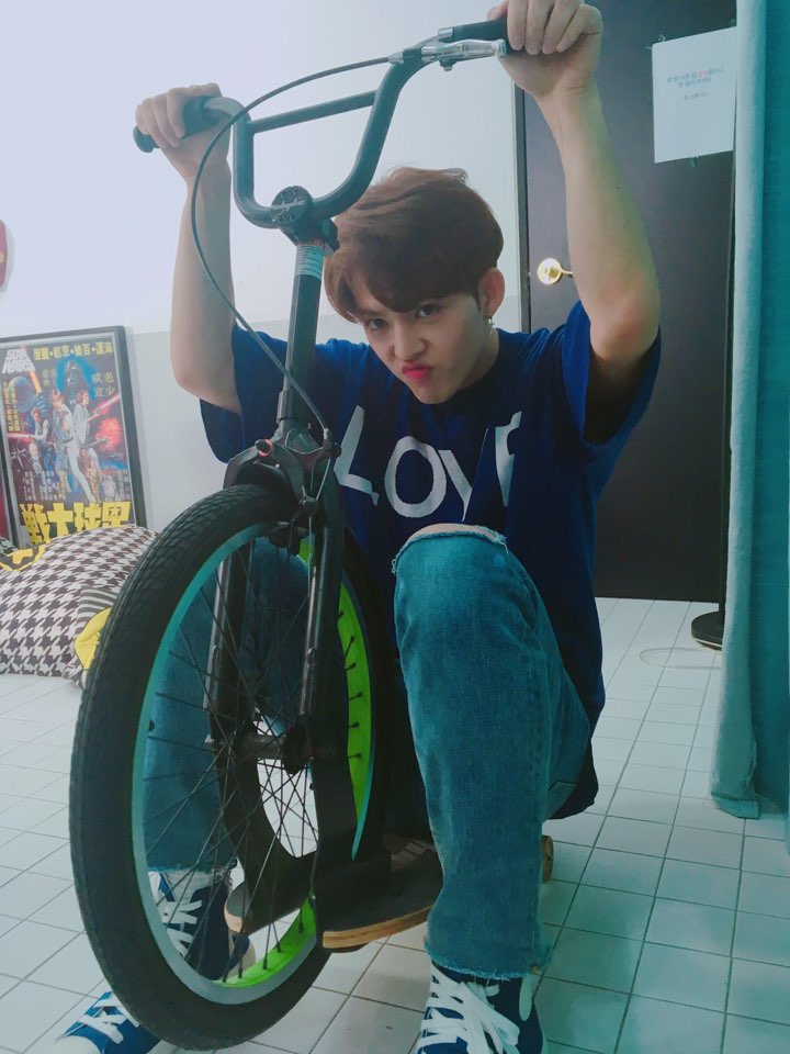 April61067763's tweet photo. #Happy_COUPS_Day https://t.co/8uJz5twFtj
