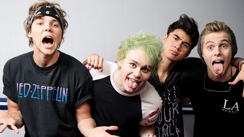 5SOSPOSSE's tweet photo. https://t.co/mA6Dvg7M8n