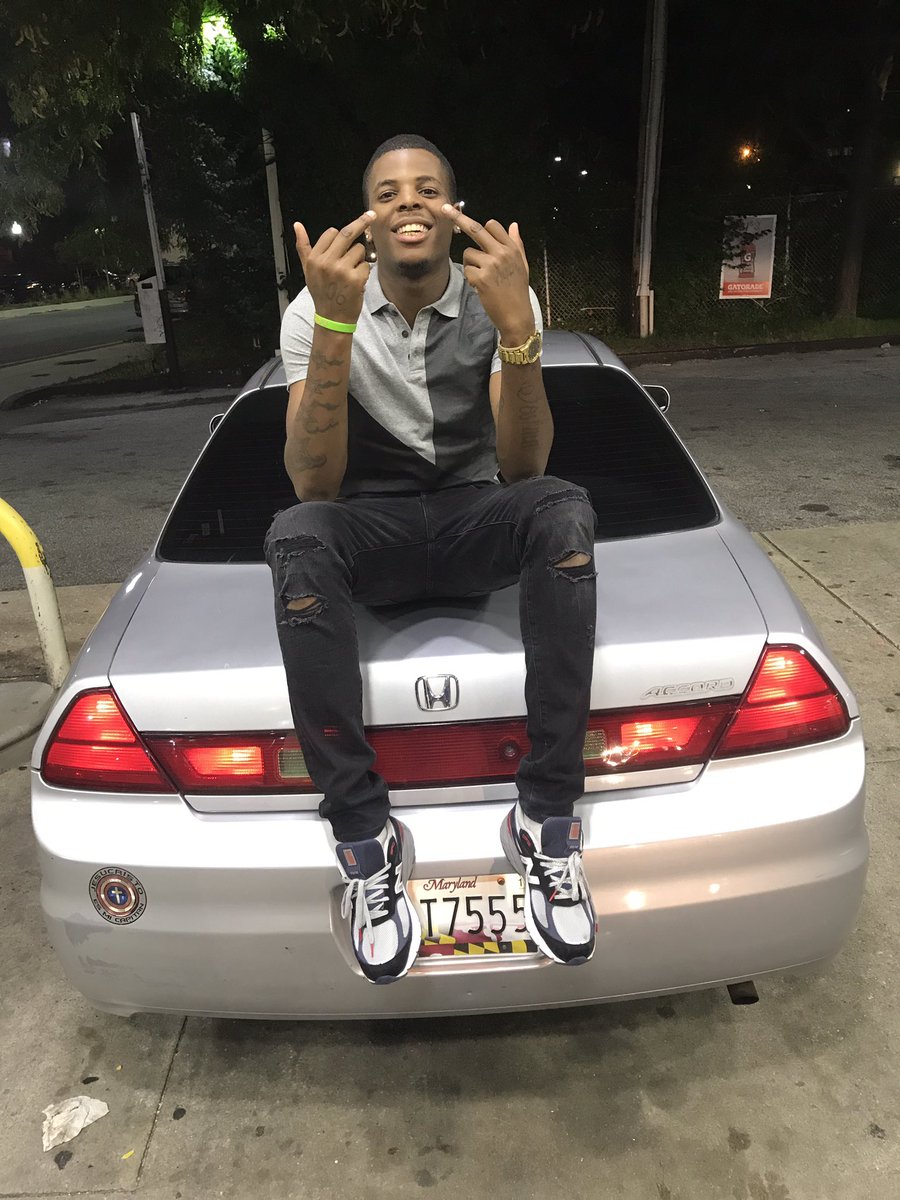 wzonepat's tweet photo. Chasing money i been at it for weeks❗️✨#WZONE #RIP⏰⏰ https://t.co/PTNpYiEIIu
