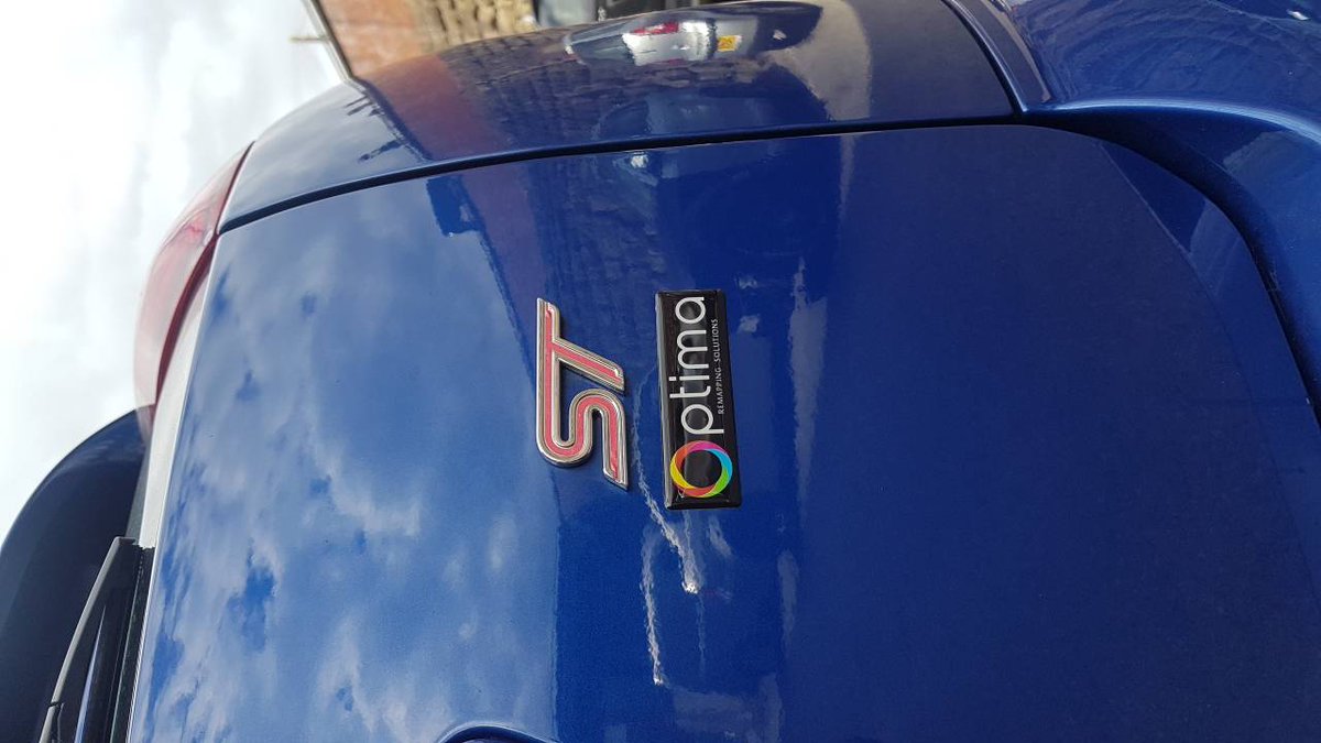 OptimaRemapping's tweet photo. The finishing touch to one of our very own #stage2 #ford #focus #st225. #OP300 #Optimaremapping #remap #oldham #manchester #ecu #tuning. https://t.co/UCCsWKWeGF