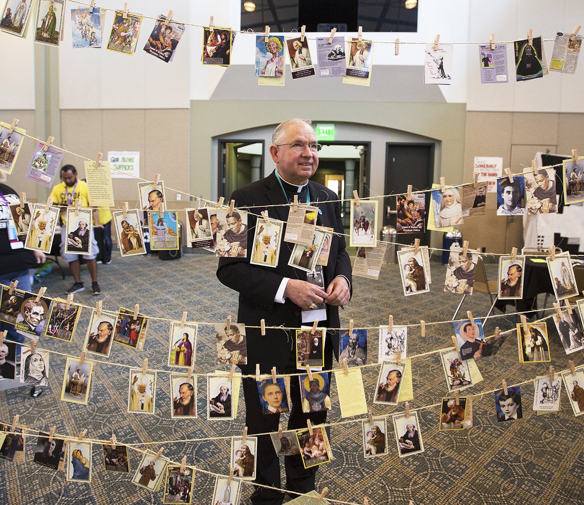 cityofsaintsla's tweet photo. Dear @ArchbishopGomez: We love you! Thank you for being with us during #CityofSaints. You are a true pastor! #Archie #CoolestArchbishop https://t.co/OUQMSaYNzq