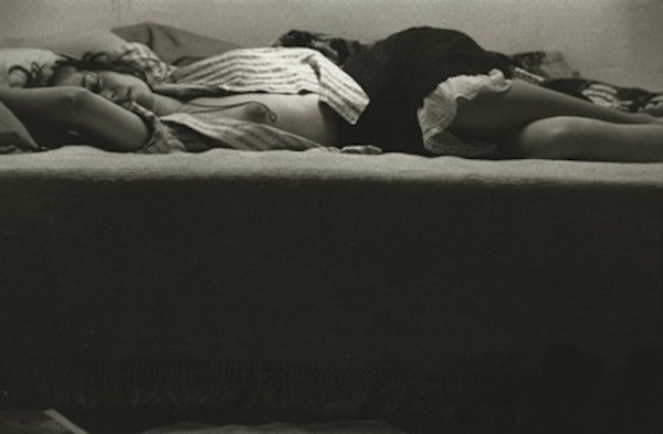 MaraRiv2's tweet photo. © Saul Leiter ✨ https://t.co/uAU35GjCwh