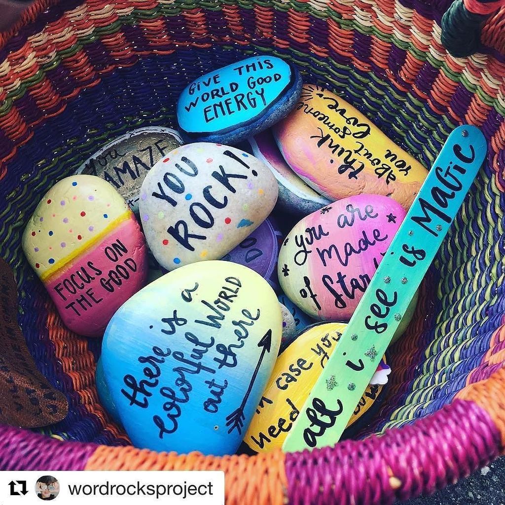 chalkproject's tweet photo. #chalkproject #chalkart #dailyinspiration #dailyquote #chalkeveryday #sobechalk https://t.co/YDNPrvCY3t