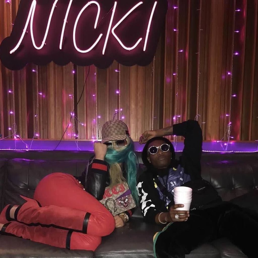 eventlabgh's tweet photo. @nickiminaj x @wizkidayo collar soon? Nicki Minaj shares this picture from inside the studio with Wizkid. #eventlaโฆ https://t.co/ujQG4coCRZ https://t.co/XGDq921U0C