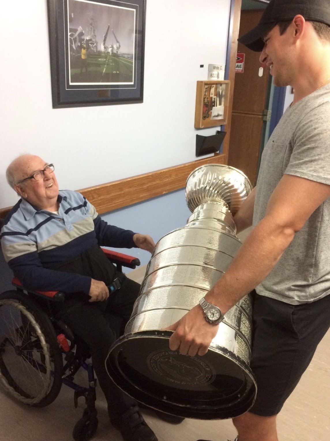 Happy birthday to Sidney (on 8/7) who visited a Veteran\s retirement home in over the weekend 