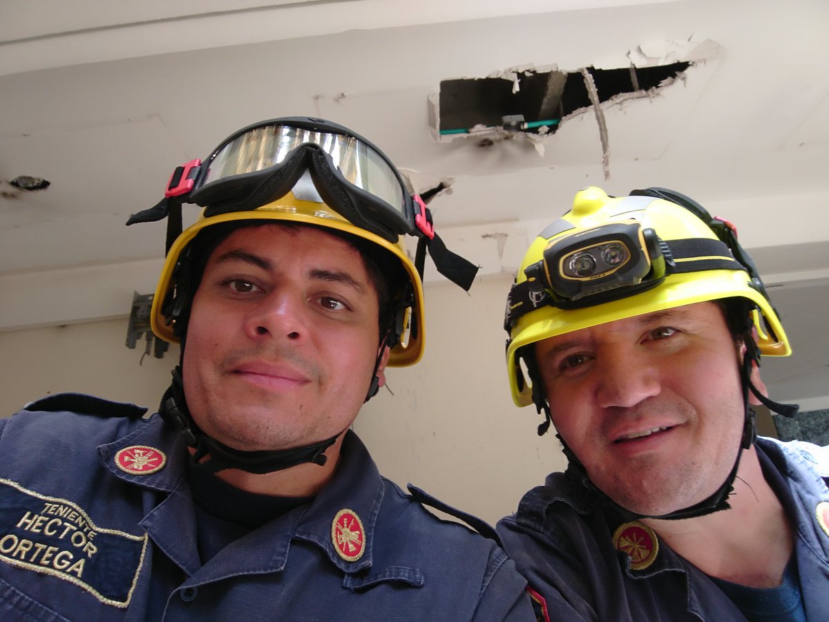 hectorarledorte's tweet photo. Amigo y compañero de trabajo https://t.co/L6ocmF4yMm