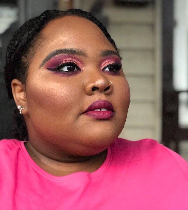 p1eceoftrash09's tweet photo. Gazing Beyond the Distance.
#offguardpic #views #blackgirlmagic #melanin #melaninpoppin #beauty https://t.co/ouNyufW7gM