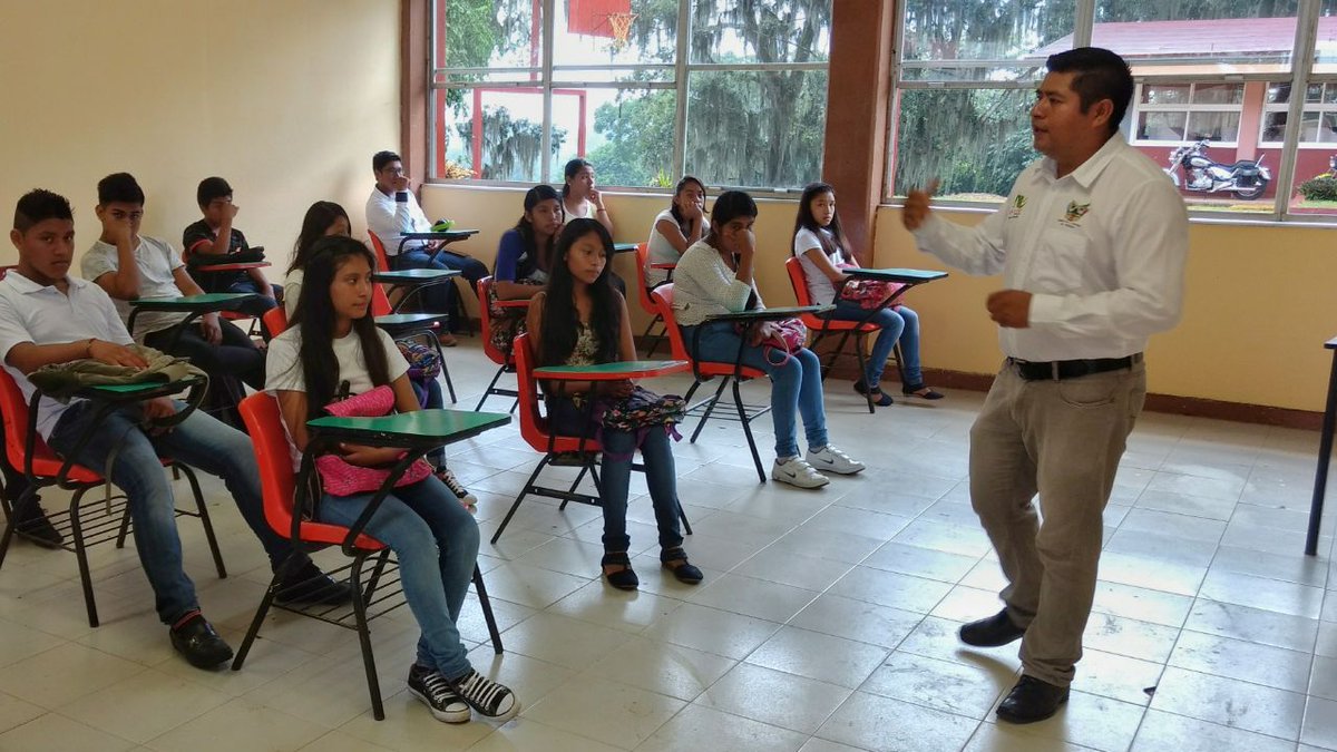 CecyteHuautla tweet picture