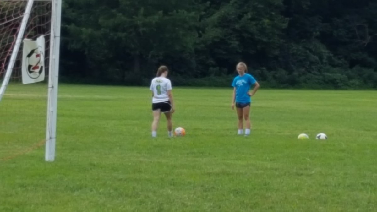 emma_schoonover's tweet photo. Taking advantage of the nice weather we're having. Can't wait for the season to begin! @Schoonover_05 @uhssoccer https://t.co/WiGsRTo6TP