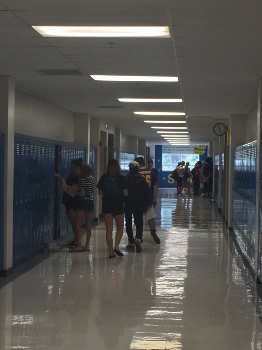 Seckman sophomores setting up their new locker homes for 2017/18. Welcome back students! #foxc6strong #classof2020 #itsagreatdaytobeajaguar
