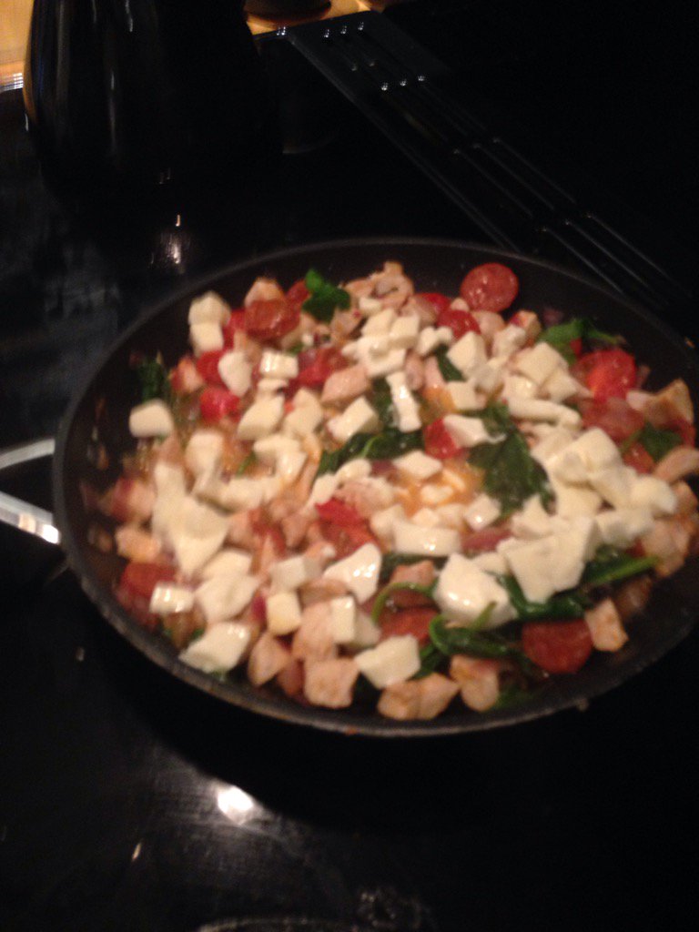 SnowyMJB's tweet photo. Great to get back to a healthy #jowicks lean in 15 minutes on #Monday night after food indulgence over weekend https://t.co/0bEyO459yN
