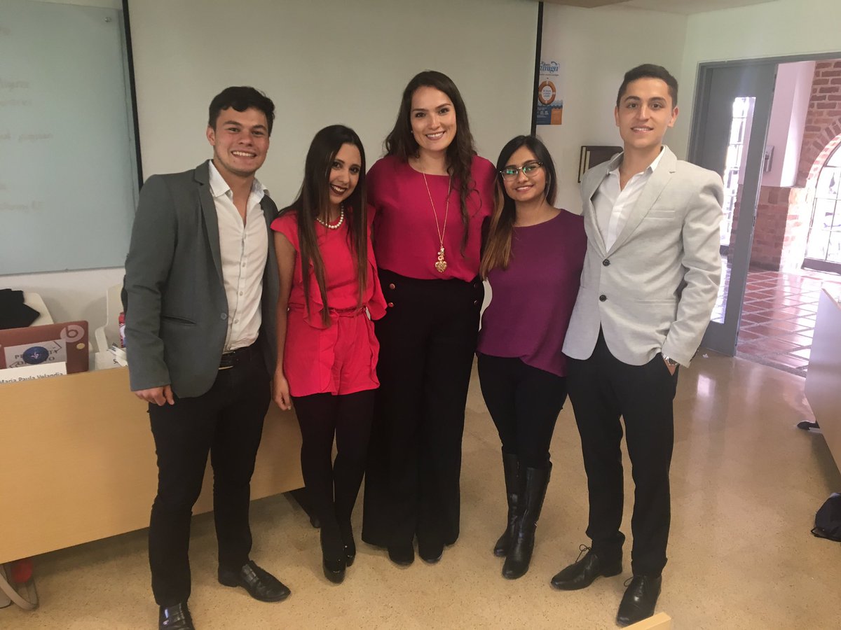 MUNEWS17's tweet photo. The best staff committee 💥🔥 #TEAMNATO https://t.co/IhJD4bQpzk