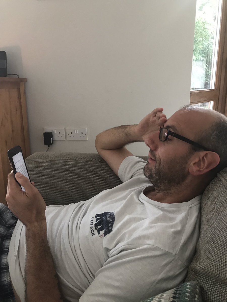 PEsDragonfly's tweet photo. Lost my not so much a reader to his kindle version of Love Does @bobgoff #chuckling #inawe #inspired #chanellingthegoff #alloutforJesus https://t.co/YJNITRDS2y