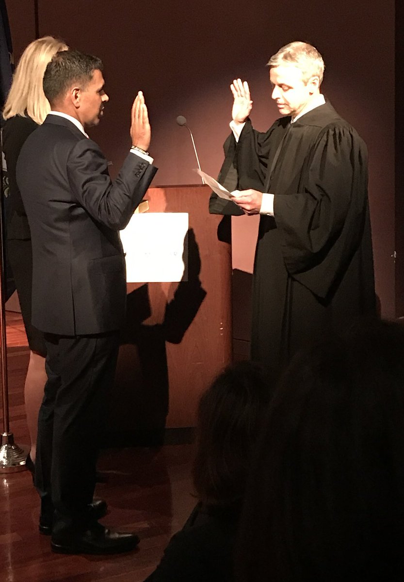 Congrats to Judge Amul Thapar on being sworn in as 6th Cir judge! He is the 2nd South Asian American &amp; 5th active #APA fed app Art3 judge.
