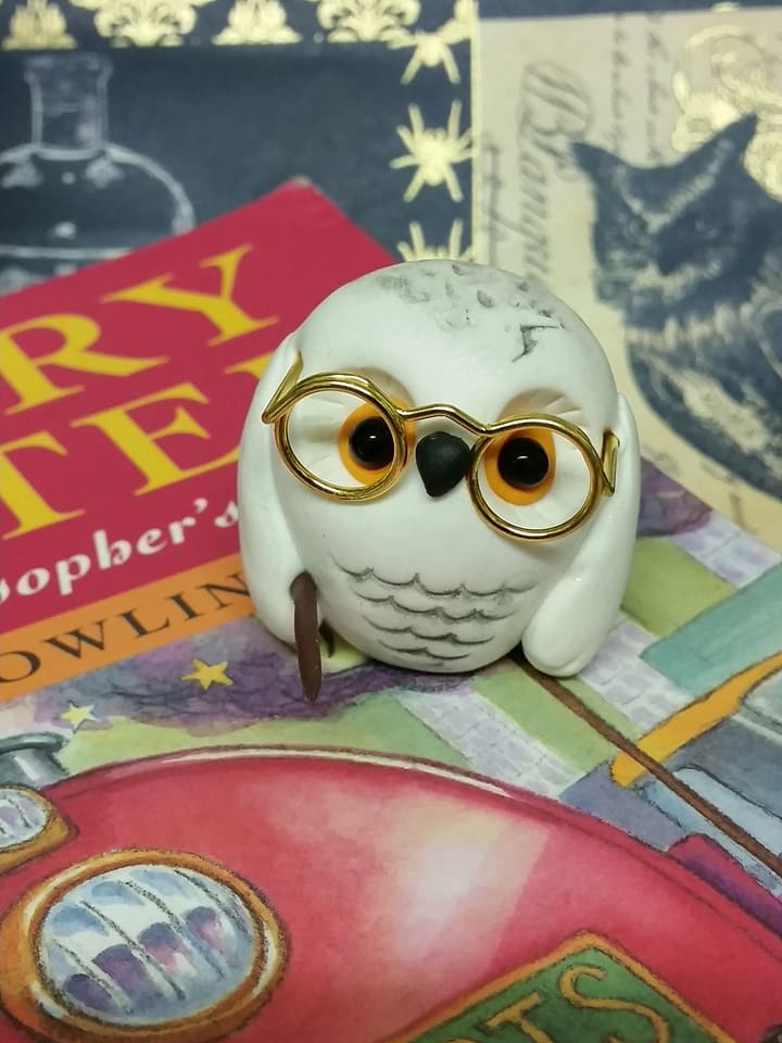 theflittermouse.co.uk #hedwig #HarryPotter fan-art inspired polymer clay figure #owls #hogwarts #Magic