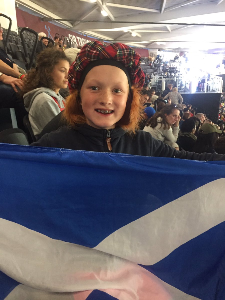 stesaf's tweet photo. C'mon Laura from Danny from Trinity #IAAFworld https://t.co/w8vYydS9c4