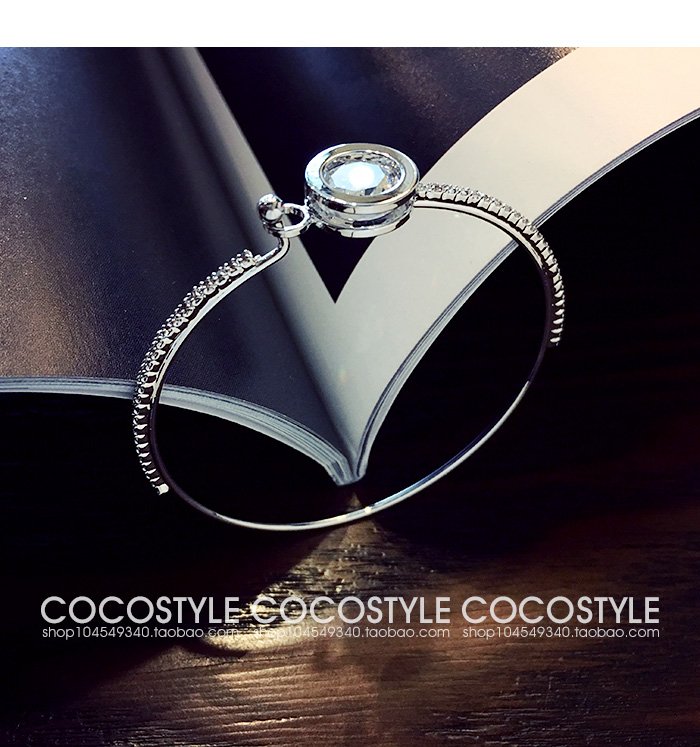 😁RT+팔로우 이벤트😁1명 추첨

세련된 시계 &amp; 팔찌 공구 실시!

❤️10000원+2500원
❤️8월 31일 24시 마감

주문서▶naver.me/F30Sx4US
상세사항▶blog.naver.com/chony_shop/221…