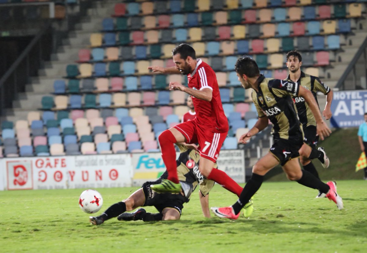 afefutbol's tweet photo. 📌¡FINAL!
@barakaoficial 2 - 2 Combinado AFE
Joaquín Calderón y @chirrimonje empatan un partido que dominó el Combinado AFE.
#SesionesAFE https://t.co/brwqGp4Zjw
