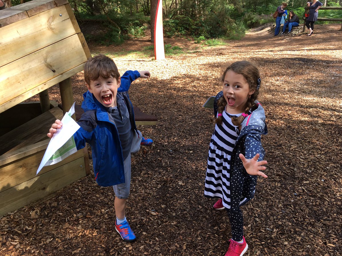 Anna_M_Bennett's tweet photo. Ollie & Emily send a big thank you to Dawn, @paulrmcgonigle & @PositiveLendUK for such a fun family day! #PositiveParty ππππ #LittleMonkeys https://t.co/H9XKG8L5i8