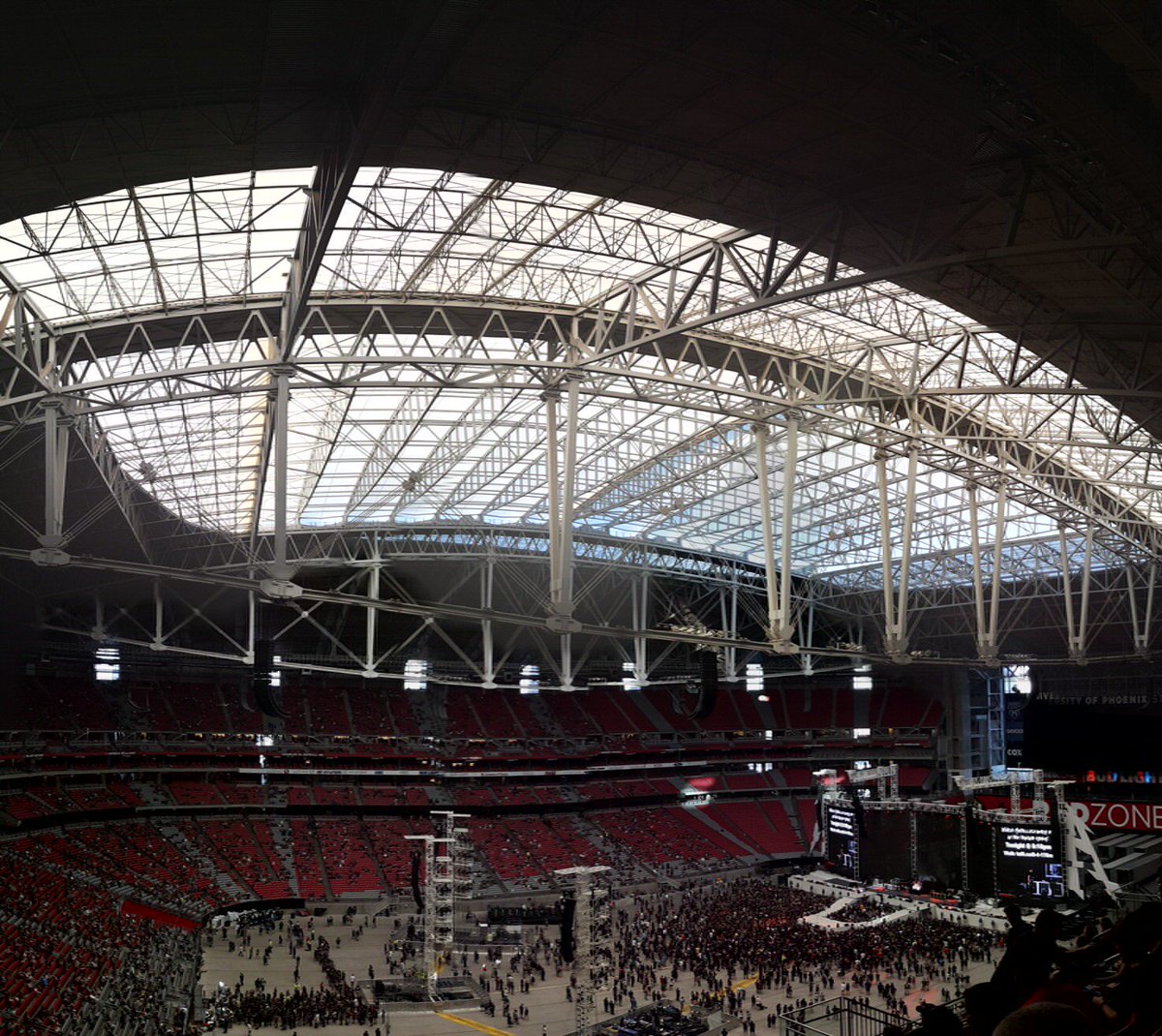 kevineraaa's tweet photo. #MetinPhoenix #Metallica https://t.co/hQLZvQFPpn