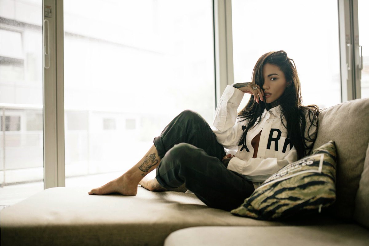 {Sat watching the TL}