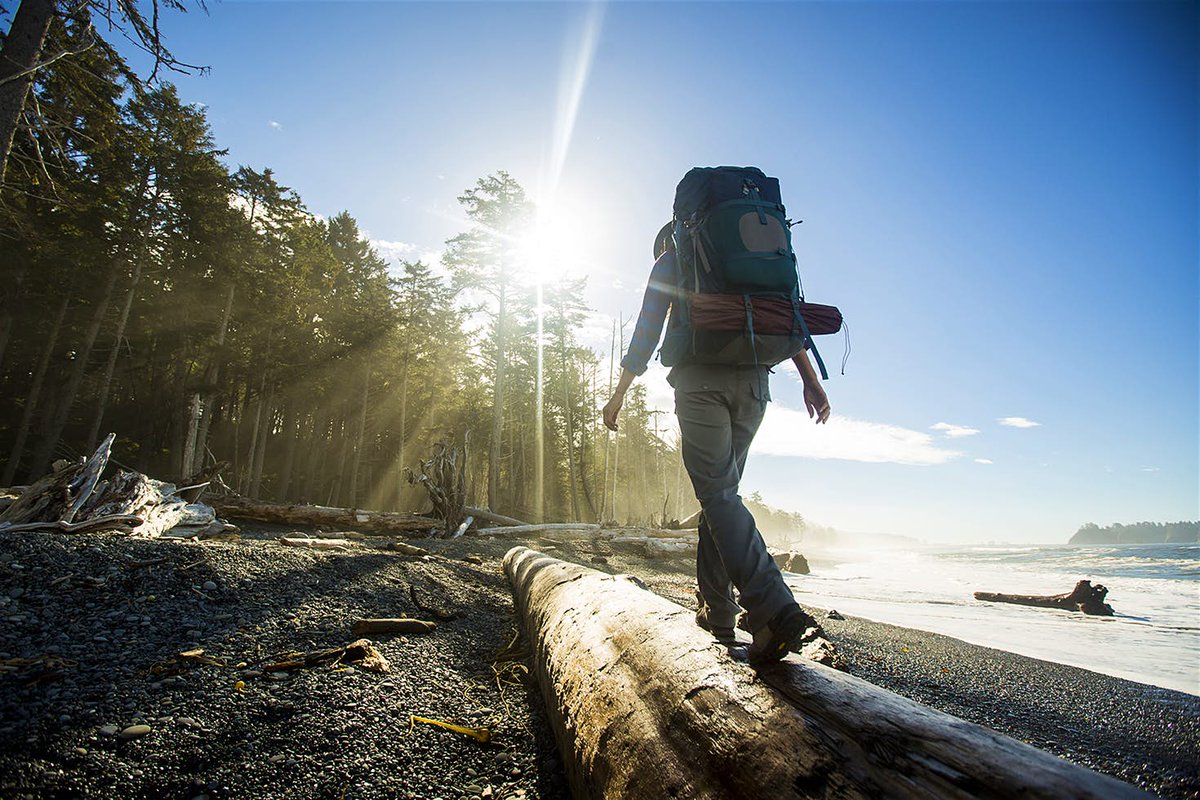 lonelyplanet's tweet photo. How to pack light: tips from a master packer https://t.co/oTVjlHJokC by @LBell #travel https://t.co/IlJklETwfd