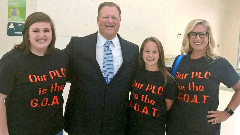RiverwoodRavens's tweet photo. RMS teachers are rocking it at EQuIP Training! (Everyday Quality Instructional Practices) https://t.co/j5fS10IXRU