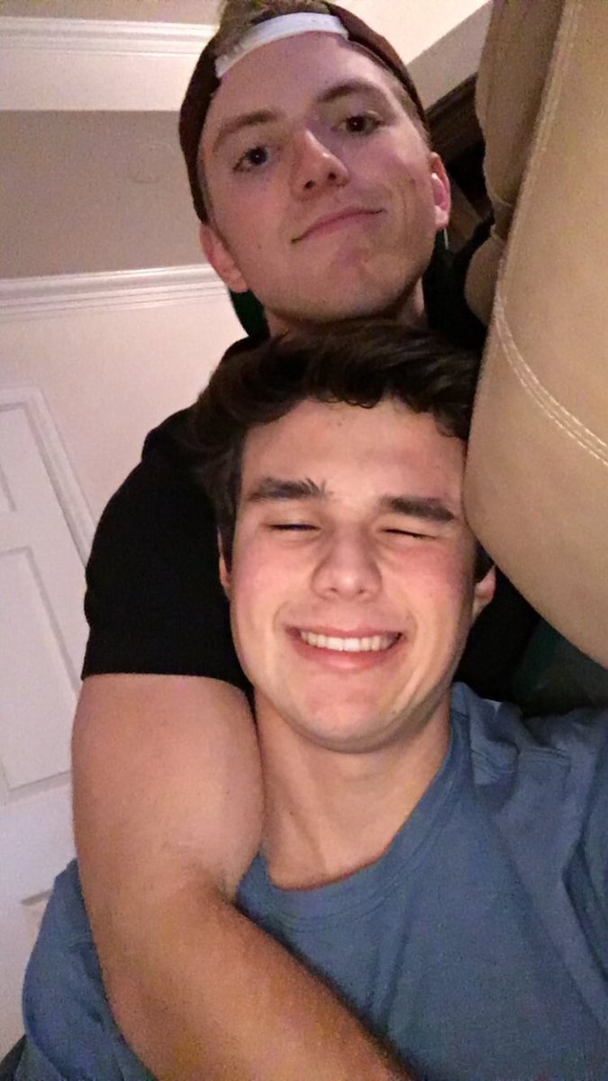 dawson_moses's tweet photo. Happy Birthday Petey!! Have a good one brotha!🎉@MountfordPeter https://t.co/O6EMKocqbX