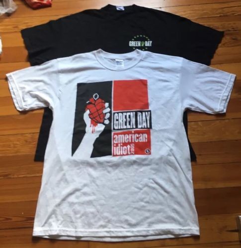 GDMerch's tweet image. Green Day TWO American Idiot Tour T-Shirts
#greenday #americanidiot #billiejoearmstrong #mikedirnt #trecool
bit.ly/2vHYzh0