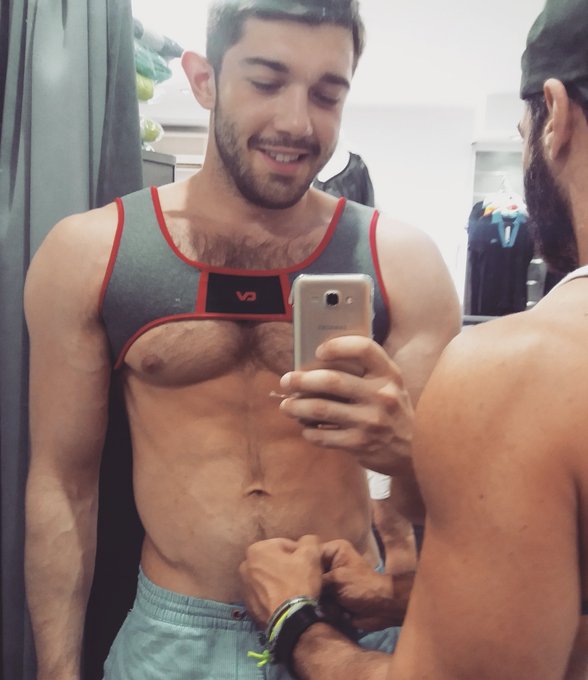 Fan's gift)) @LucasEnt @QueerMeNow #lucasentertainment #lucasmen #queermenow #jock #hunk https://t.c