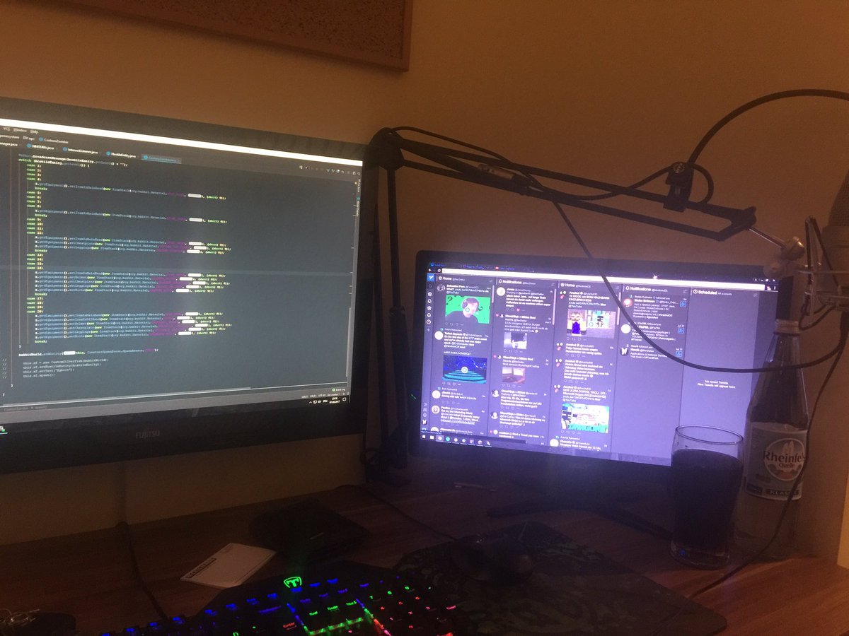 BierDoktor's tweet image. Next session lads #LateNightCoding