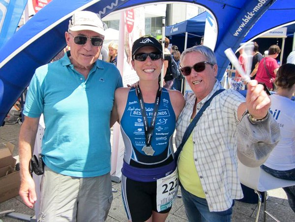 RadStatt's tweet photo. Auch unsere Einzelstarter waren b. @FfmTriathlon erfolgreich: @running_anja + Ronny vertraten #BesiAndFriends hervorragend! #BesiAndFriends https://t.co/l1U9647VmK