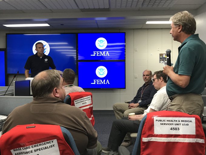 DGqE83TXoAYiqif.jpg:small