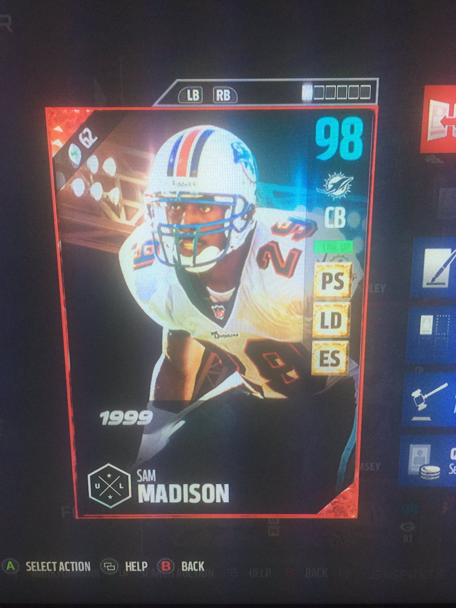 TobiasCeres's tweet image. 3 winners !!!!! 💦💦🔥🔥🔥 RT and follow me to be entered!❄️ Ends at 35 RT! Or at 6:00 pm PST 😎 Tag friends🤑(Not Required)