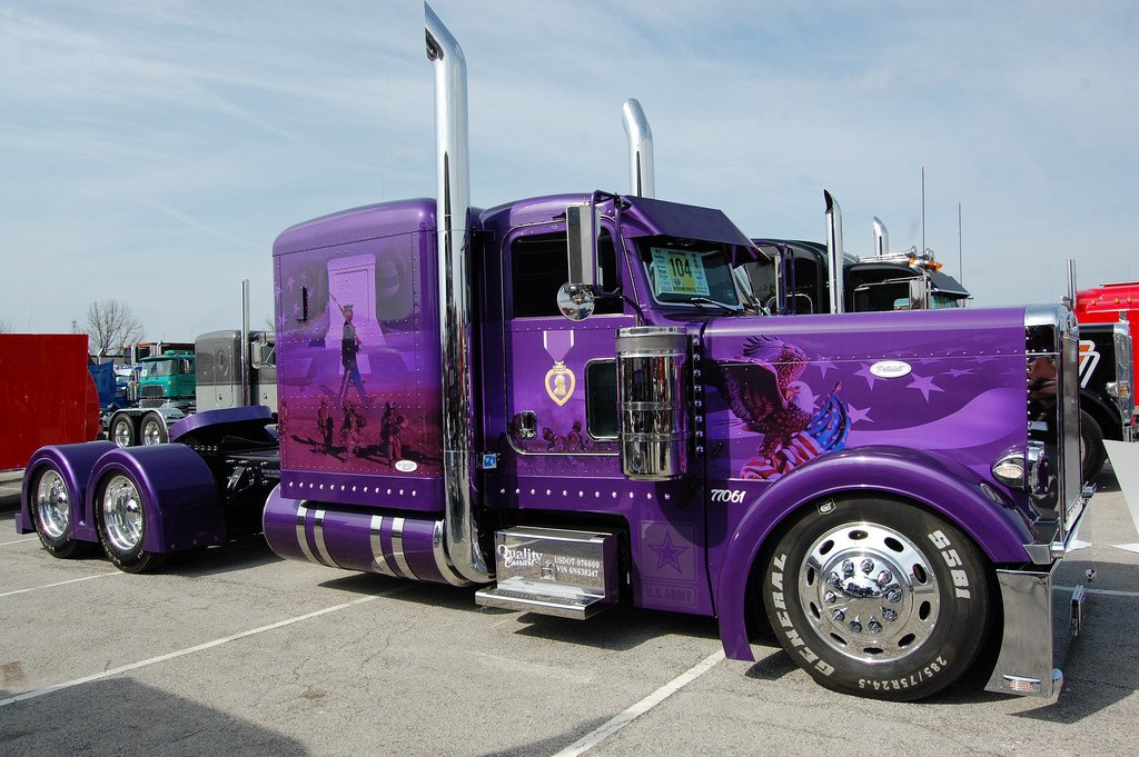 кастом трак видео. Peterbilt 379 custom. Peterbilt 379. американские траки петербилт. кастом трак видео.