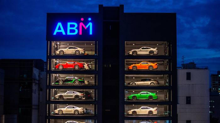Financial Times (@ft) on Twitter photo Coming soon to China: luxury cars sold by vending machine on.ft.com/2veBwIB Coming soon to China: luxury cars sold by vending machine on.ft.com/2veBwIB