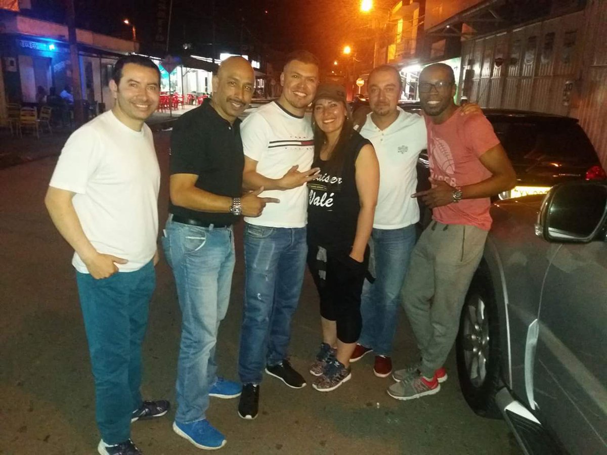 SON DE LA 8 EN VILLAVICENCIO!!