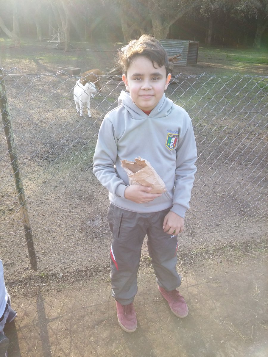 roberspeche's tweet photo. Tu sonrisa mi felicidad https://t.co/3cdQLdJ6R6