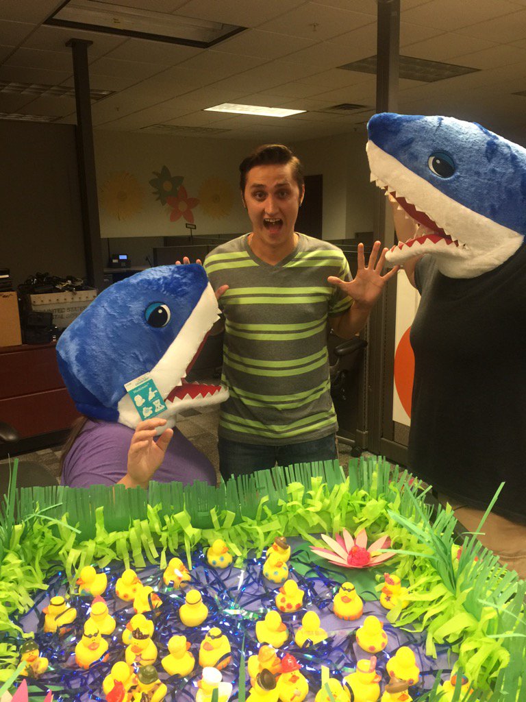 #surpriseattack! Brad with a DTv! <a href="/ShellyBradley15/">Shelly Bradley</a> <a href="/AdamMiller0615/">Adam Miller</a>