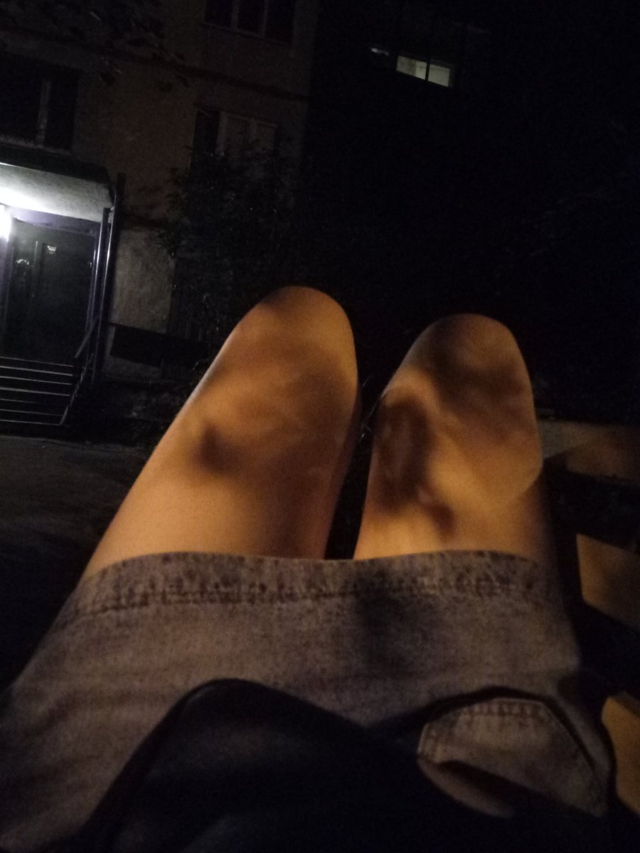 AnnaKroshenko's tweet photo. Мне по бухичу кажется, что ляхи худые или это правда?! https://t.co/01EPRI96XN