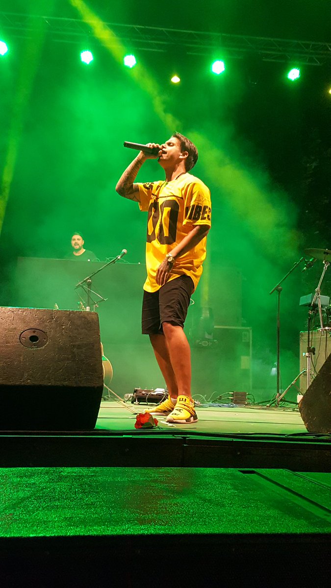 CFXriz_ALC's tweet photo. Increíble como la ha liado esta noche @Xriz en Argés. Esperamos que lo hayas pasado igual de bien actuando que nosotros viendote ❤ https://t.co/oe0HsdIwfK