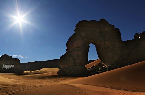 قوس #آفزجر #غات #تادرارت_اكاكوس #ليبيا
قوس آفزجر اكبر قوس جبلي في العالم يقع بمنطقة تادرارت اكاكوس بالقرب من مدينة غات