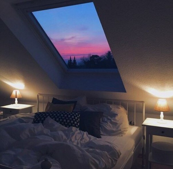 http_Arizona_'s tweet image. Deite e olhe para o céu e veja o quanto ele é bonito.