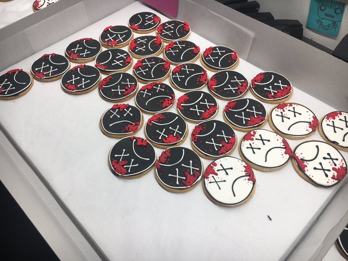 CLee's tweet photo. Deadzo cookies were suh guuuud #deadzo @lawbreakers https://t.co/9DKhd5GOLP